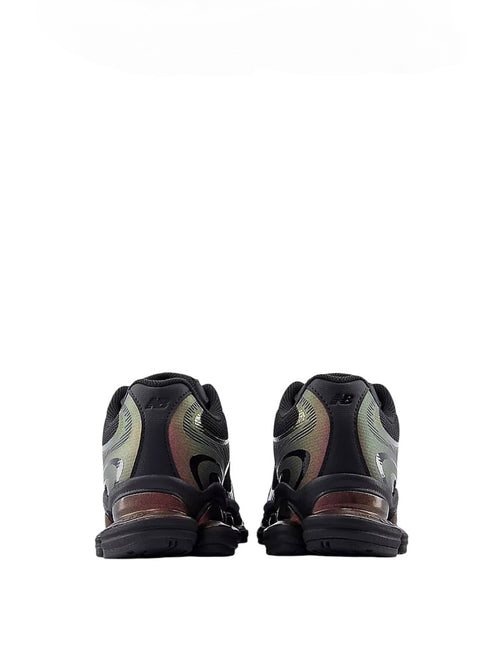 New Balance sneaker 2000 da uomo iridescent/black