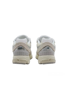 New Balance M2002REK sneaker unisex off white