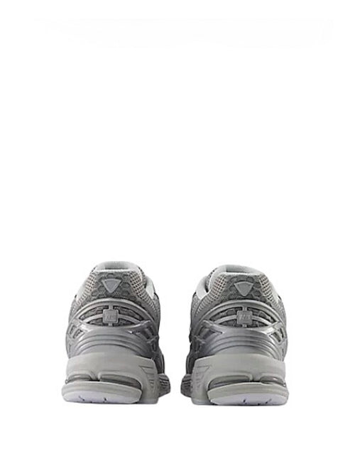 New balance sneaker 1906 unisex silver metallic