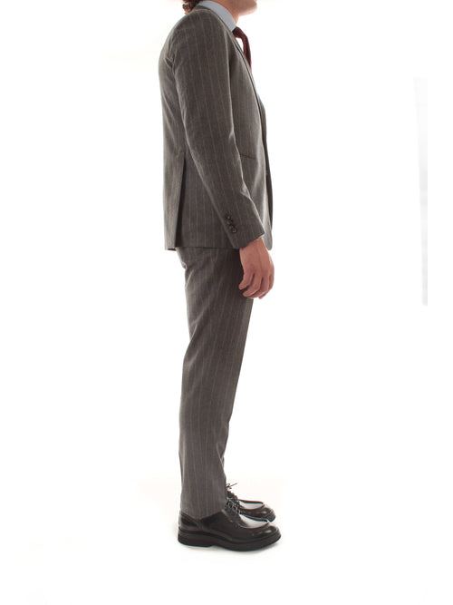 Tagliatore abito monopetto gessato grigio da uomo